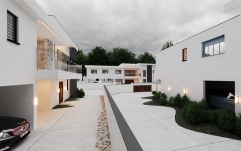 À VENDRE — MAISON HORS D’EAU AVEC FORT POTENTIEL — 148 m² SUR 622 m² DE TERRAIN