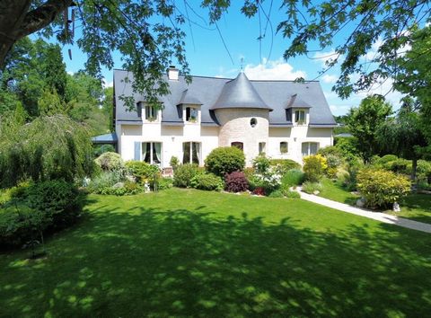 Propriété 12 pièces