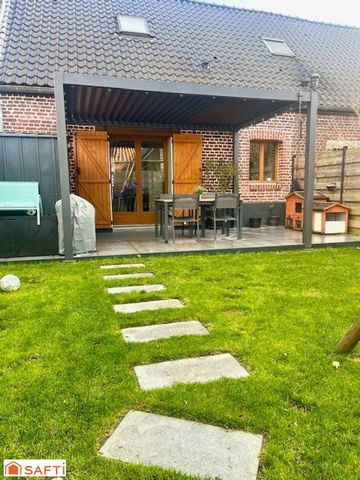 Maison semi individuelle entièrement rénovée avec Garage !! Coup de cœur assuré