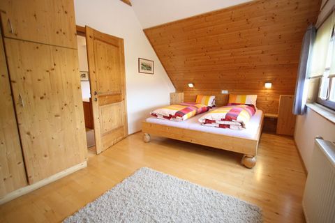 This rustic holiday home for a maximum of 6 people is located in Liebenfels in Carinthia. The house is idyllically located on the southern slope of the Glantal, between Sankt Veit an der Glan and Klagenfurt. Here you can enjoy the peace and quiet and...