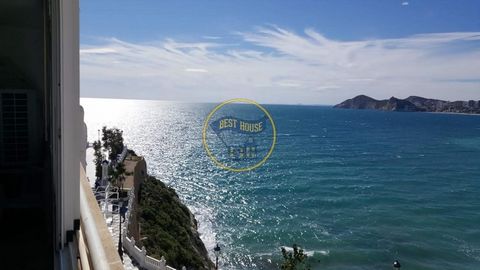Apartment for sale in the Mirador de Benidorm.~ ~ House of 64 meters built, with a bedroom, a furnished and equipped kitchen, a living room, a bathroom with a bathtub and a glazed terrace of about 7 meters.~ ~ It is a construction of the year 1991, b...