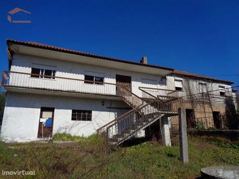 House to recover the entrance of Tondela. It is sold in conjunction with the 804232006. House with 2 floors with the surface covered of 76m2 and attached dependence with 6m2. For more information contact VILA LUSA VISEU 939986987