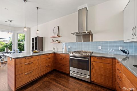 Massive Price Improvement! This top-floor Edwardian flat perched on a brick-lined street in the heart of Mission Dolores is the quintessential move-in ready home. Built in 1907 & immaculately updated, every detail has been curated with style & conven...