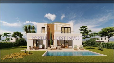 Plot for construction of a villa in Resort in Silves. The land has 860 m2 with permission to build a house up to 245 m2. Take advantage of this opportunity to build your dream home overlooking the golf course! : #ref:SL47