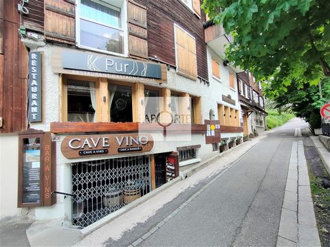 Rare goodwill for sale. Discover this restaurant business of 135m2, ideally located in the heart of the village of La Clusaz. Recent professional household appliances equipment to standards. Renovation of the kitchens carried out in 2018. Renovation ...