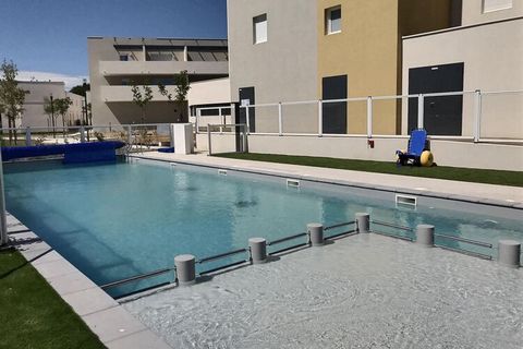This comfortable maisonette is located in Résidence La Dune. It is located at 3 km from the centre of Valras-Plage and only 400 m from the vast sandy beach of Valras-Plage. This maisonette features a living room with a double sofa bed and air conditi...