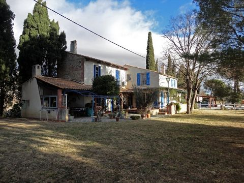 Dpt Pyrénées Orientales (66), à vendre maison P7 de 196 m² - Terrain plat 31429 m²