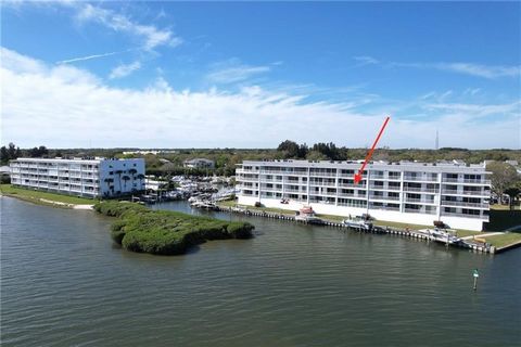 Immerse yourself in luxury with this updated 3rd floor condo showcasing stunning views of the Indian River Lagoon. Fully furnished, the stylish property features a 180-degree panorama, a bonus den/office, accordion shutters, new A/C 2023, and under-b...