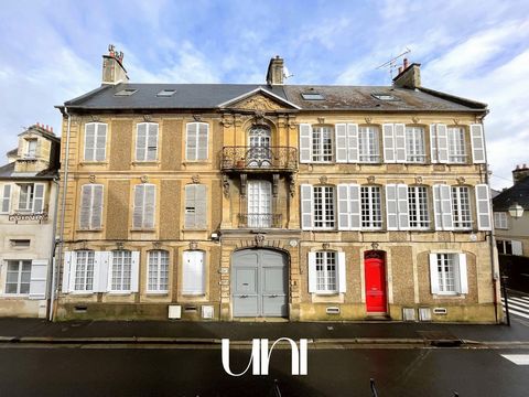 New property #immobilier New #exclusivité The Hôtel Tillard des Acres is a private mansion built between 1775 and 1777, located in the centre of Bayeux. The street façade, including the wrought iron balcony and the door leaves, have been listed as hi...