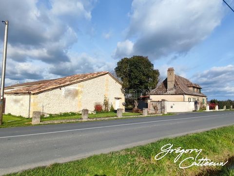 Dpt Dordogne (24), à vendre proche de BERGERAC belle propriété de 323 m2 plus parts social de la société