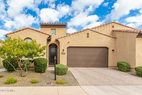 YOUR CLIENT IS GOING TO LOVE THIS HOME! Location, Location, Location! This Capstone model in North Scottsdale Silverstone neighborhood is exquisitely appointed and finished with upgrades galore. This 2,154 sq ft, 2-bedroom, 2.5-bath split floorplan b...