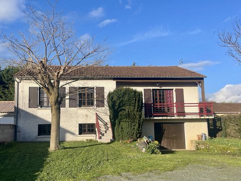 Situated between Melle and Niort in a village with amenities, this detached property is in need of some refreshment and is habitable straight away. The house faces South West and is set back from the road with a pretty garden to the front. There is a...
