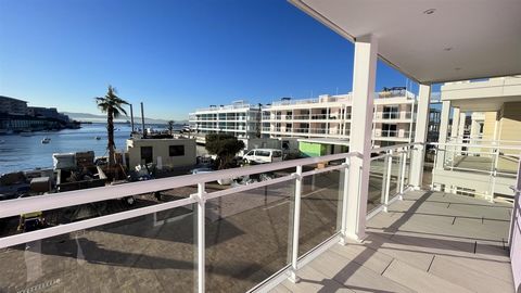 Located in Marina Club. Chestertons is pleased to offer for sale this properly in Marina Club, Gibraltar. This brand new 2 bedroom 2 bathroom apartment offers marina views from its expansive 29 sq m L-shaped balcony. The property boasts fully fitted ...