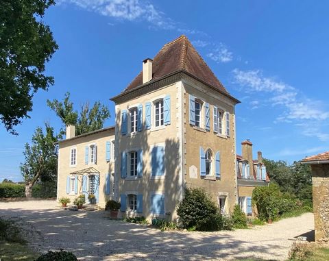 This unique 17th Century Château, located at the end of its private driveway, surrounded by lush countryside, offers 550m² of accommodation, along with rustic French barns and a substantial loft space which could all be converted into more habitable ...