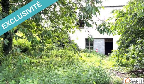 Building 95m² to rehabilitate 2800M2 of Land! Put your stamp on this building! Just 5 minutes away from Domfront with its bars, cafes, restaurants and shops, as well as schools! Set in 2381m2, with the building on two floors measuring approximately 9...