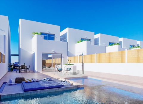 Maisons jumelées de 3 chambres à côté du golf et de la plage à Los Alcázares. Maisons jumelées avec 3 chambres et 2 salles de bains entre le terrain de golf et la plage de Los Alcázares. Ce sont des villas de style Ibiza sur deux étages, avec parking...
