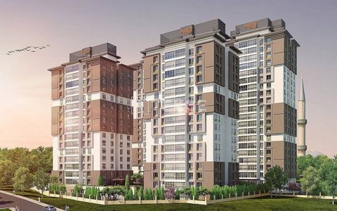 Flats with Separate Kitchen and En-Suite Bathroom in İstanbul, Bağcılar The flats for sale are located in the Bağcılar district of Istanbul. The new residential projects, business centers, metro routes and Basın Ekspres road make the region an advant...