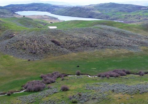The Upper Mann Creek Recreation Property offers an opportunity to invest in 518 acres of backcountry land bordering BLM in Washington County, Idaho.This property is an exceptional recreational escape in Washington County, Idaho, conveniently located ...