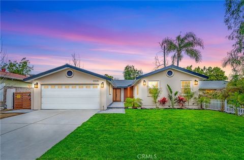 Welcome to your dream home in one of West Hills' most coveted neighborhoods! This stunning residence boasts shay 2,000 square feet of meticulously remodeled living space, offering a seamless blend of modern luxury and timeless elegance. Nestled withi...