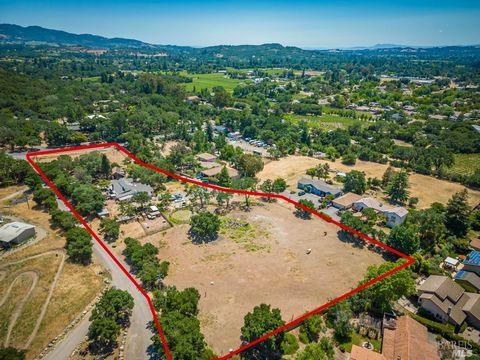 Location, Land & Landmark! The opportunities are endless with this multifaceted property; Wine Country Estate, Historical Boutique Winery or Investment Opportunity. The 3.3 +/- acre property is located on desirable Monticello Road, adjacent to homes ...