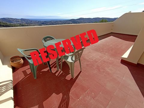 Top floor apartment for sale in Teulada, urbanization Castellons Vida, with beautiful panoramic and sea views. In a nice complex with communal swimming pool, tennis courts, street lights, gardens and connected to the sewer. The flat, of 57.02 m2, is ...
