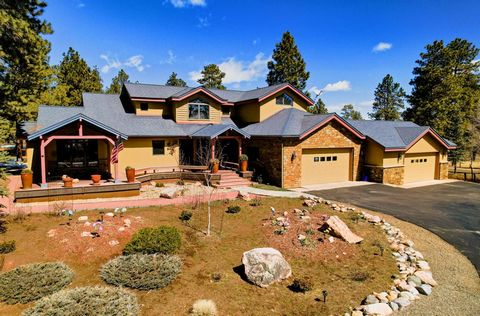 This privately nestled horse-ready estate located in one of Durango's finest communities offers a perfect blend of luxury, comfort, and equestrian amenities. Situated approximately 9 minutes from town's amenities, while still offering a secluded and ...