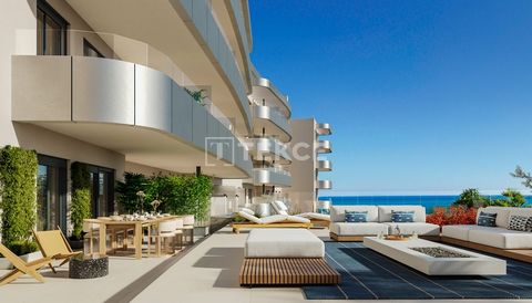 Schicke Wohnungen mit Meerblick in Torremolinos Spanien Torremolinos, an der Costa del Sol gelegen, ist ein beliebtes Tourismus- und Lebenszentrum, das sowohl Meerblick als auch Bergblick bietet. Die Stadt bietet einen friedlichen und angenehmen Lebe...