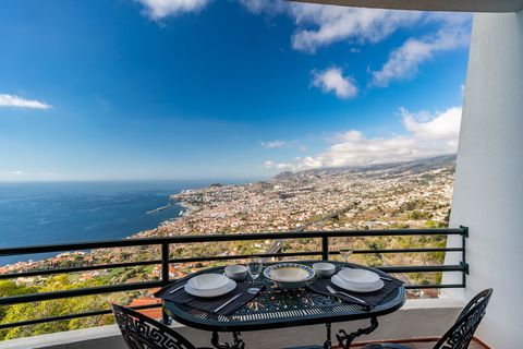 Superbly positioned above Funchal to benefit from the panoramic views of the town and ocean. Situated on Sao Gonçalo, very airy and with a bright environment you can relax and enjoy the stunning views. This pleasant property is built in the immediate...
