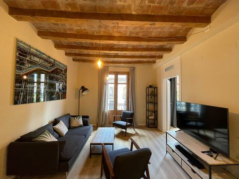 New Central Passeig de Gràcia is an apartment that combines vintage and style trends with the modernist style of Barcelona. It is in a perfectly located area, in the center of Barcelona, next to Paseo de Gracia, La Pedrera, Casa Batlló and Las Rambla...