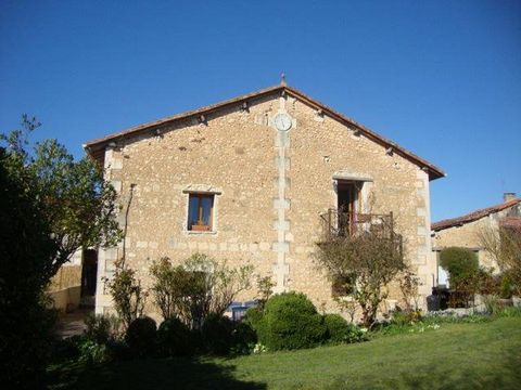 Summary Situated in a charming village walking distance to the historic town of Aubeterre sur Dronne is this large detached barn conversion. It oozes charm and character throughout with its stone walls and oak beams. The house needs renovation and re...