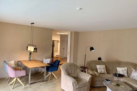 Bienvenue à Oberhof. Nous, la famille Schmidt, louons un appartement de vacances neuf et entièrement meublé de 3 pièces.
