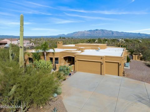 **50K price reduction! Seller open to buy down credit. 360 panoramic views. 3.37-acre estate, nestled on a secluded lot. Marvel at unobstructed mountain and city light views from the expansive rear porch, creating a resort-like ambiance. Meticulously...