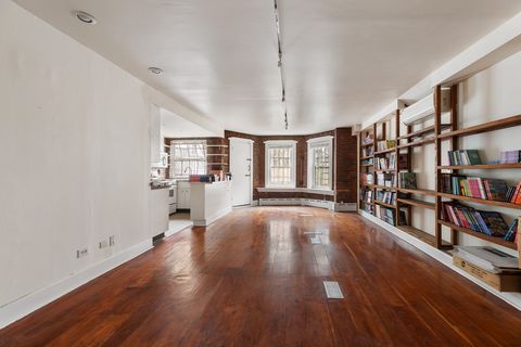 Two-Family Brownstone Dream in Prime East HarlemA sun-drenched two-family brownstone nestled in the heart of East Harlem, 341 East 116th Street offers several potential uses that include a live-work space, an income producing investment property, or ...