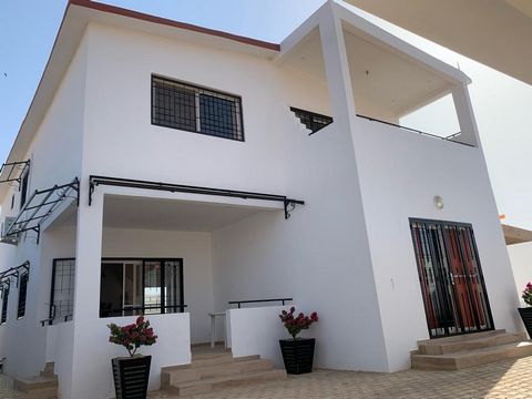 This R+1 type villa built in 2023 with a living area of 220m² is made up of 4 bedrooms including 2 large ones (48m² and 40m²) upstairs with dressing room and private balcony, 4 bathrooms, a living room of 61m² including a living room and an equipped ...
