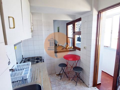 Flat in Vila Real de Santo António, for sale, situated in one of the city's main streets, in a quiet area. Close to gym, café. This property consists of 2 bedrooms, 1 kitchen, 1 bathroom, 1 living room. It's on the 4th floor with two lifts. The car p...