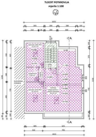 ZADAR, NOVI BOKANJAC - Comfortabel appartement 89m² Dit ruime appartement bevindt zich op de tweede verdieping (zolder) van een rijtjeshuis, gelegen in de rustige en gewilde nederzetting Novi Bokanjca, Zadar. Het appartement heeft een netto oppervlak...