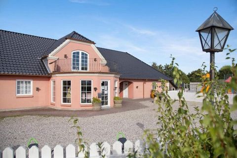 Das ideal im Herzen Nordseelands gelegene Anwesen bietet eine Vielzahl von Unterkünften für unterschiedliche Ansprüche, von Campinghütten über Motelzimmer bis hin zu größeren Luxus-Cottages. Alle Einheiten sind mit den wichtigsten Annehmlichkeiten au...