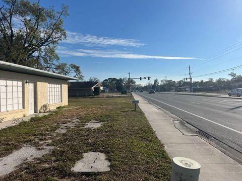 Multiple possibilities exist for development on this parcel with approximately 2.14 Acres in ideal location, with close proximity to downtown Sarasota, International Airport, and UTC Mall. The property has two existing single, family homes on the sit...