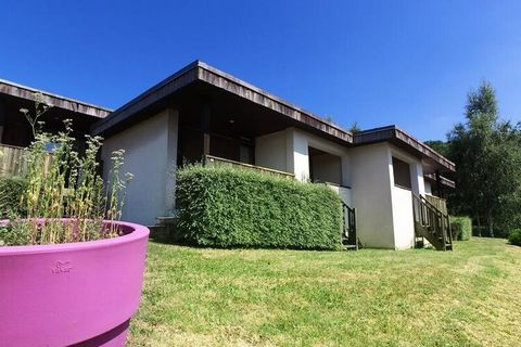 In het noorden de Puys-keten, in het westen het Sancy-massief en in het oosten het Forez-gebergte, de VVF Montpeyroux Auvergne in Parent bevindt zich in een ideale positie om u de bergen van de Auvergne en al hun diversiteit te laten ontdekken. Tijde...