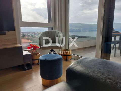 Location: Primorsko-goranska županija, Kostrena, Kostrena. KOSTRENA - apartment in a new building with panoramic views of the Kvarner Bay We have received a beautiful apartment located on the second floor of a modern, recently built building, built w...