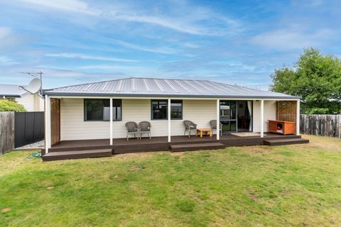 In the heart of Twizel, 81 Totara Drive offers a great combination of comfort and privacy. This fully fenced property provides ample off-street parking and a generous double garage, complemented by a garden shed. The welcoming front deck is an ideal ...