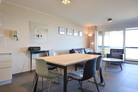 Dieses wunderschön gepflegte Apartment in Oostduinkerke bietet einen atemberaubenden direkten Meerblick und eine moderne Einrichtung, was es zum perfekten Rückzugsort für bis zu 4 Personen macht. Das Apartment verfügt über eine offene Küche, ein gerä...