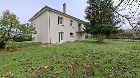MAISON FAMILIALE RÉNOVÉE 5 CHAMBRES AVEC JARDIN - BIARS-SUR-CÈRE