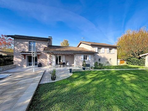 Maison 7 pièces 182 m2