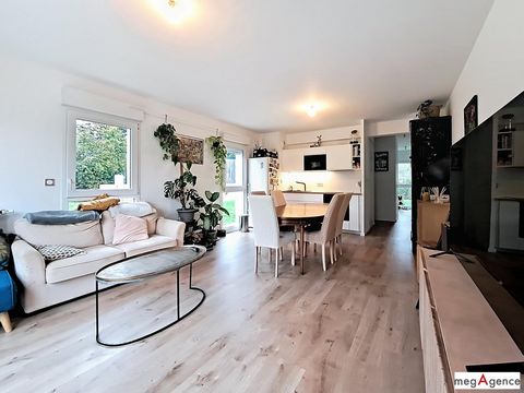 Duplex récent avec Jardin, 2 salles d'eau, Stationnement