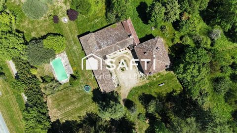 Propriété sur 12 hectares avec piscine