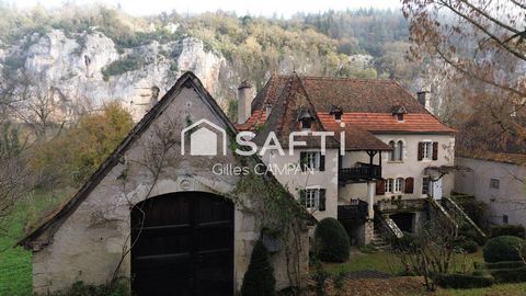 À vendre – Ensemble de caractère avec accès direct au Lot – Bouziès (46330)