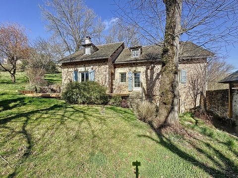 Maison de caractère aux portes de RODEZ