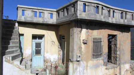 Vrisses- Agios Nikolaos Old traditional Cretan residence of 100 sq.m. in the village of Vrysses with panoramic views of the surrounding area. It consists of 4 large rooms on two levels and is designed in a way that every room has a wonderful and unob...