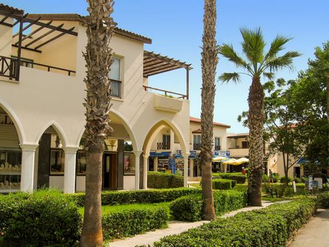 Limnaria Westpark Shop S102 Positioned within the bustling tourist hub of Kato Paphos, the shop forms an integral part of the shopping center within the renowned Limnaria Westpark development. Its prime location offers a remarkable advantage, as it o...